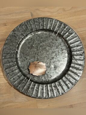 Galvanized Metal Charger Plate - Silver Finish